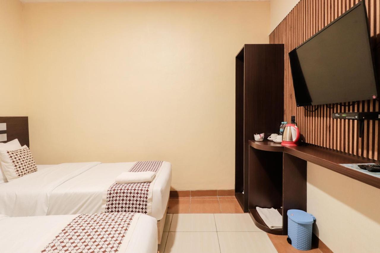 Omah Rohadi Syariah By Ndalem Beong Hotel Магеланг Екстериор снимка