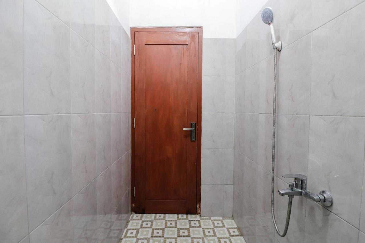 Omah Rohadi Syariah By Ndalem Beong Hotel Магеланг Екстериор снимка
